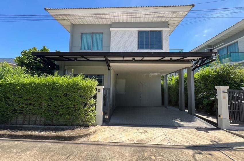 House with Shared Pool for rent in Other